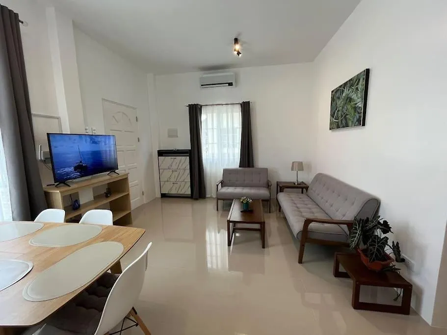 Casa Mik - Royal Palms Quatro Panglao Villa Dauis Philippines
